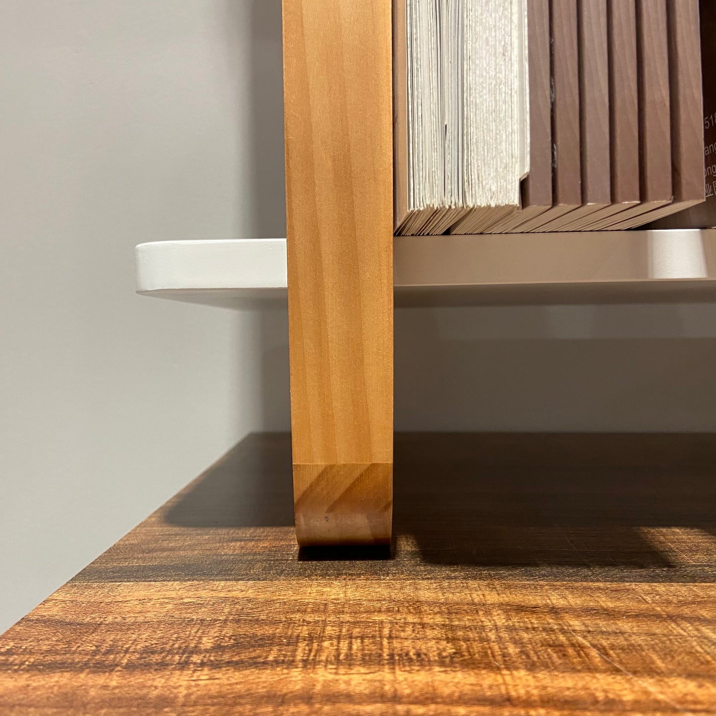 GLSCASA 3-tiers Wooden Bookshelf, Modern Open Bookcase with Solid Wood Frame, Freestanding Bookshelf Storage Organizer for Home Office Living Room