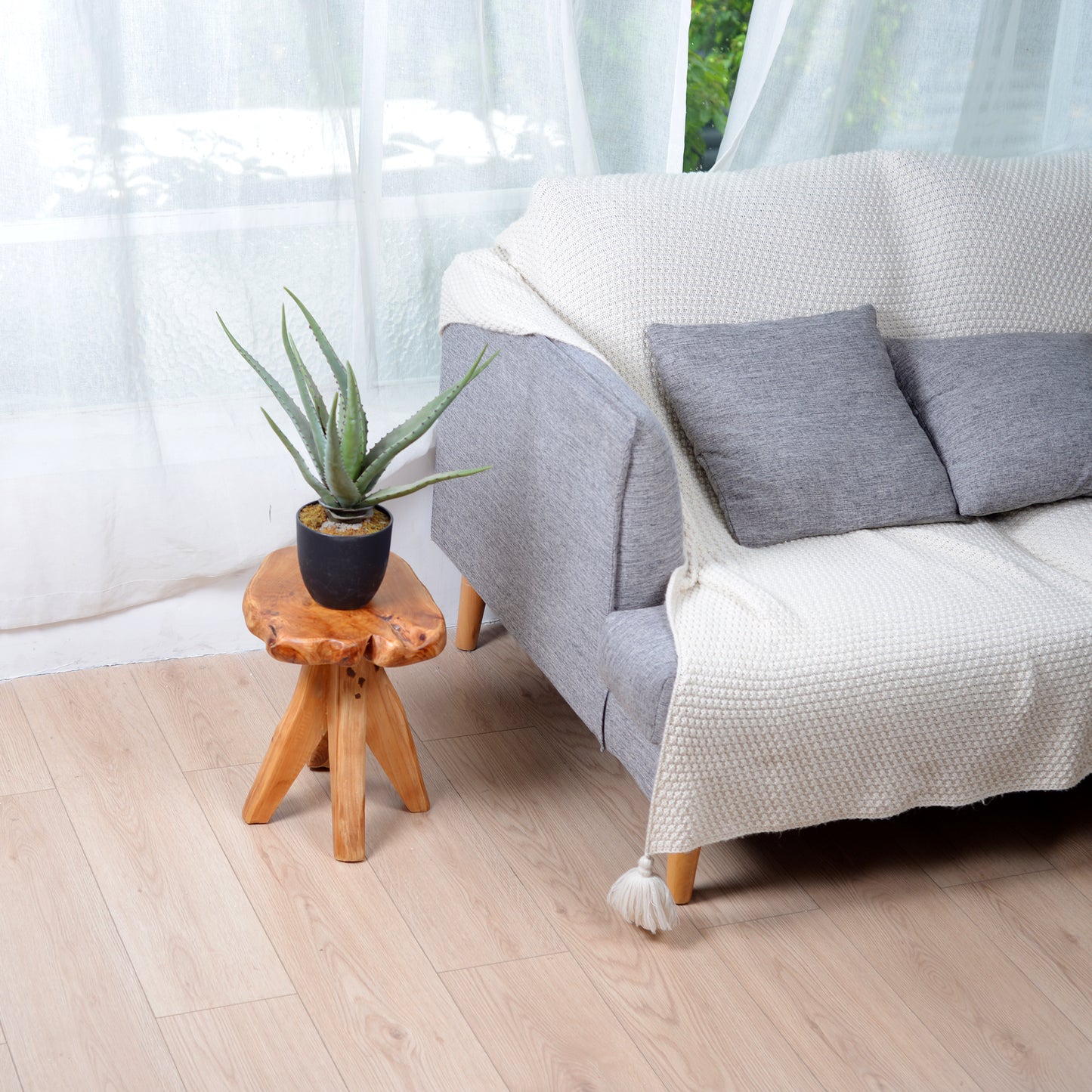 Tree Stump Side Table Natural Edge Cedar Real Wood End Table,Small Wooden Mushroom Stool, Indoor/Outdoor